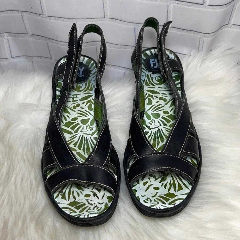Fly London Black Matte Leather Wedge Sandals‎ Sz 40